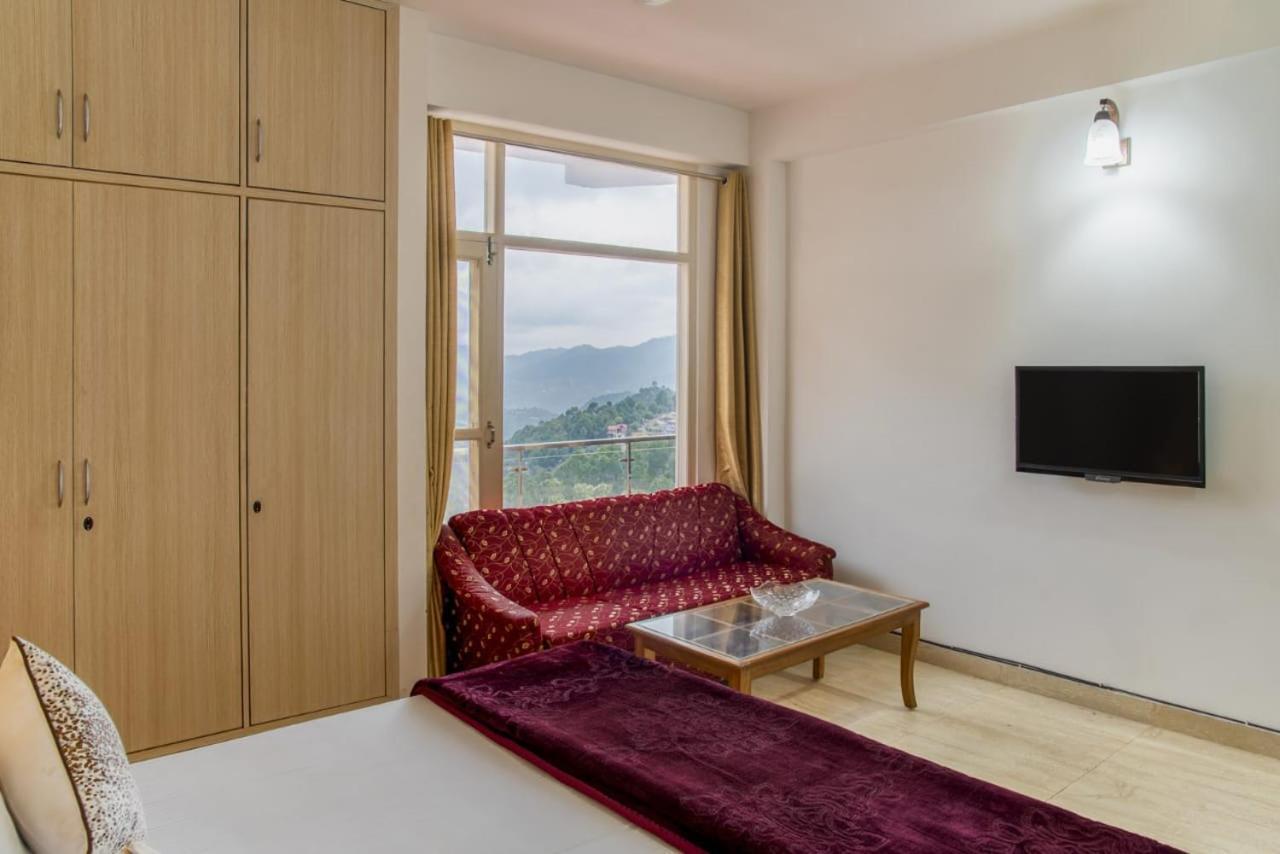 Mountain Mist Inn I Serviced Apt I Open Air Lawn & Rooftop I Bonfire I By Exotic Stays Kasauli Eksteriør billede