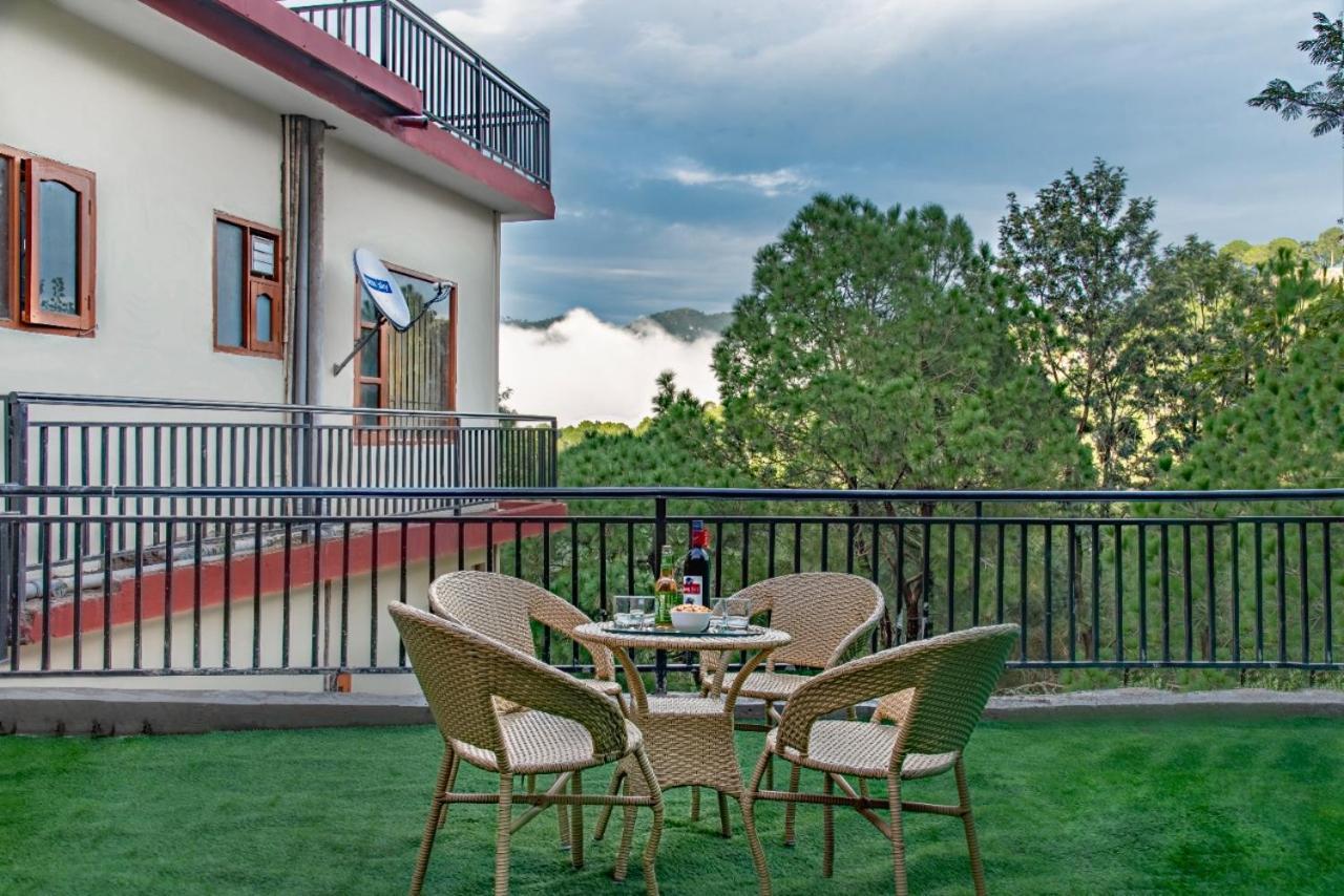 Mountain Mist Inn I Serviced Apt I Open Air Lawn & Rooftop I Bonfire I By Exotic Stays Kasauli Eksteriør billede